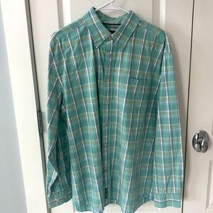 Orvis button down shirt. Size Large
